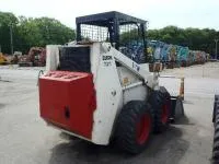 Фронтальный погрузчик BOBCAT 743